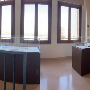 Spazio espositivo nel loggiato della Sezione di Archivio di Stato di Assisi