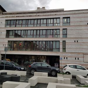 La facciata del palazzo della Sezione di Archivio di Stato di Foligno in Piazza del Grano