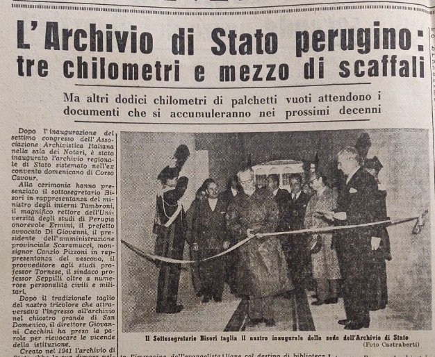 Articolo di giornale sull'inaugurazione della nuova sede dell'Archivio di Stato di Perugia a S. Domenico, 1957